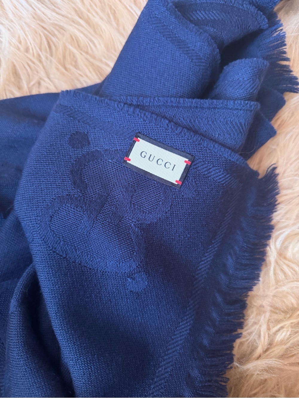 NWOT Gucci Navy Logo Jacquard Fringe Scarf - Picture 2 of 4